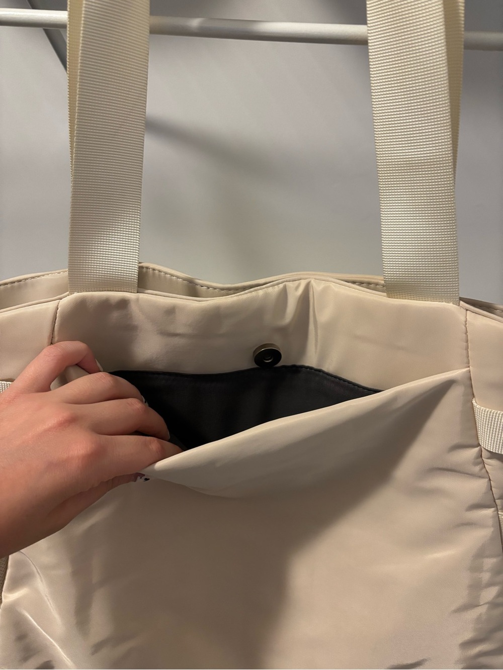 Cream Everyday Tote Bag - Picture 4 of 6